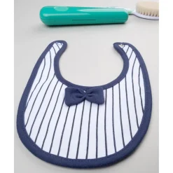 Babero azul con pajarita
