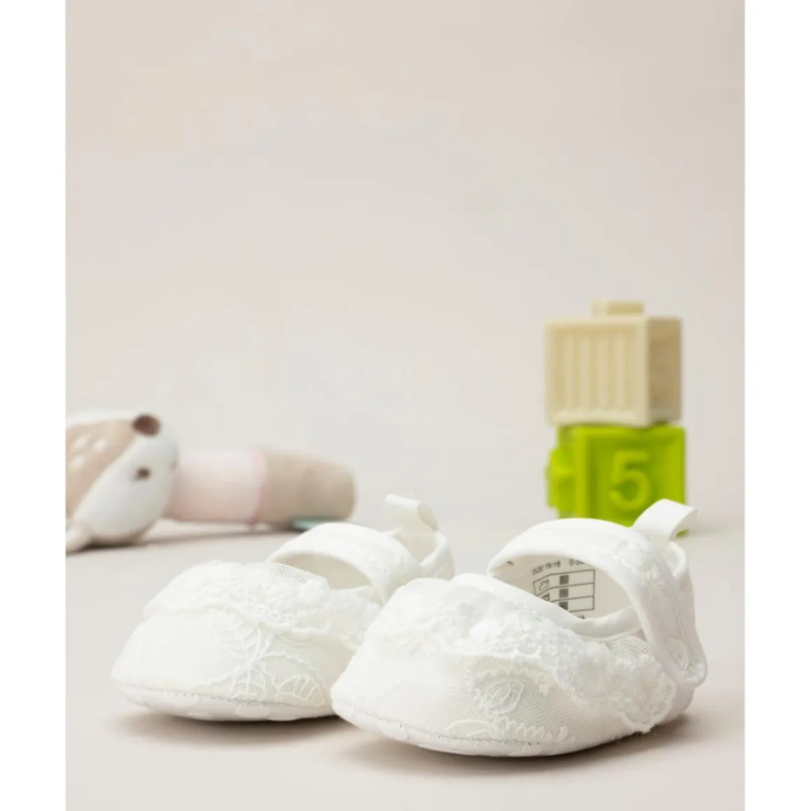 Bailarina de encaje para recién nacida