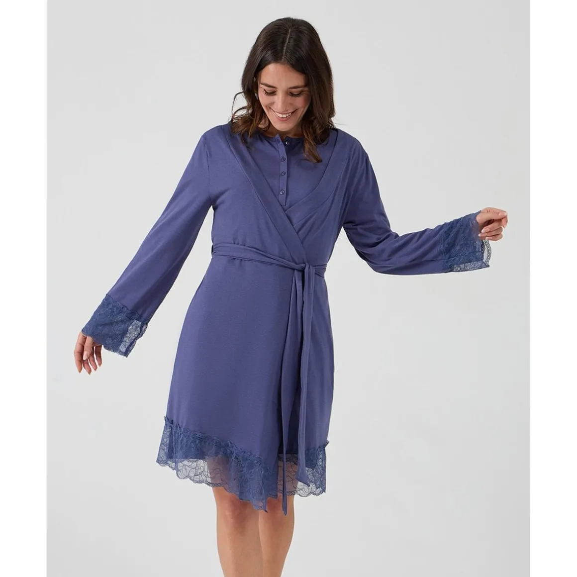 Batín premamá de lactancia azul con encaje