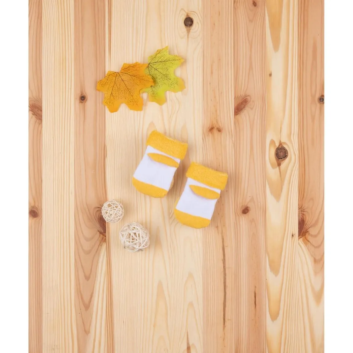 Calcetines unisex con sonajero pollito