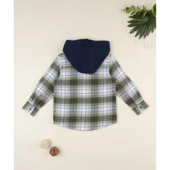 Camisa de franela con capucha para niño