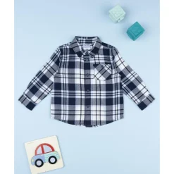 Camisa de niño de franela azul