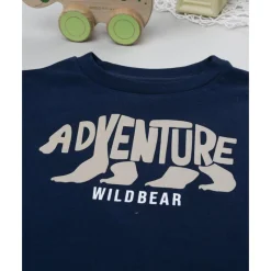 Camiseta azul de manga larga para niño con estampado de oso