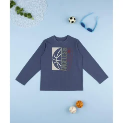 Camiseta azul estampada para niño