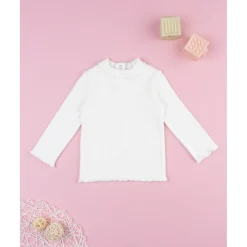 Camiseta cuello alto canalé blanca niña