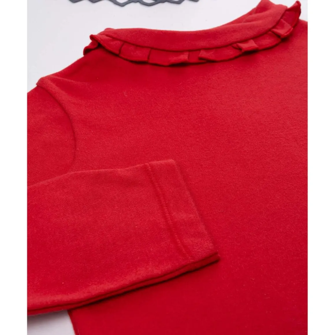 Camiseta niña roja cuello alto