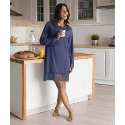 Camisón de maternidad para lactancia azul con encaje