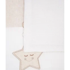 Colcha acolchada con diseño de conejito