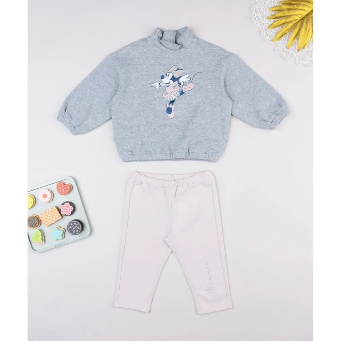 Conjunto jogging Minnie para niña