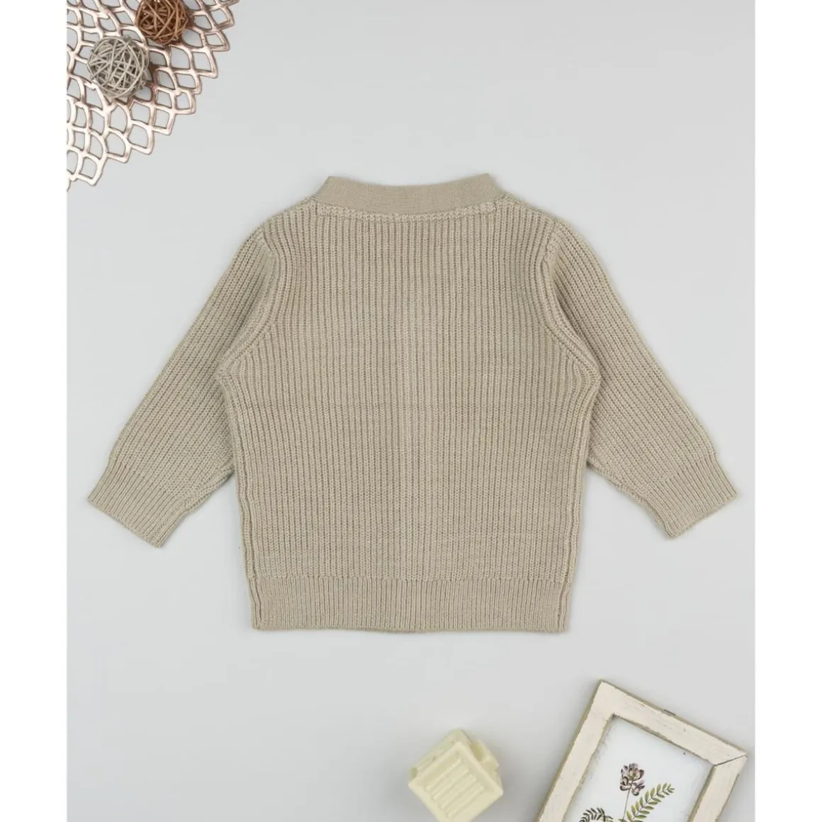 Cárdigan de niño beige de punto tricot