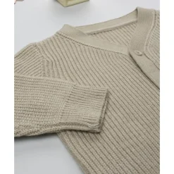 Cárdigan de niño beige de punto tricot