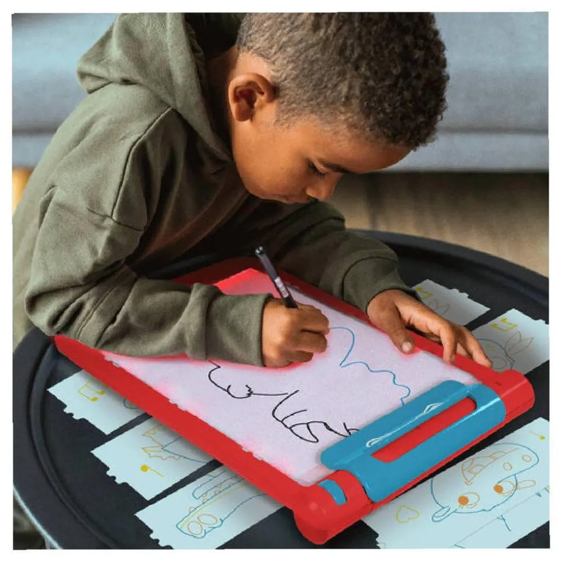 Diset - Dessineo crea tus personajes