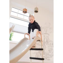 Exit - Mi primer tobogán