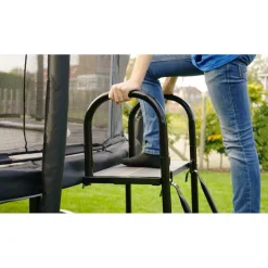 Exit - Plataforma universal de acceso para camas elásticas