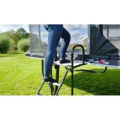 Exit - Plataforma universal de acceso para camas elásticas