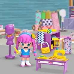 Famosa - Piny - Clases de moda Pinypon en el Instituto de Nueva York ㅤ