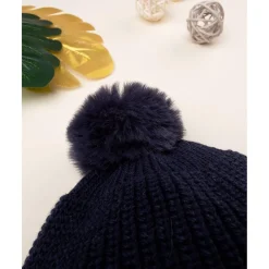 Gorro de lana con pompón de pelo
