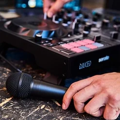 Hercules - Mesa mezclas DJControl Inpulse 500