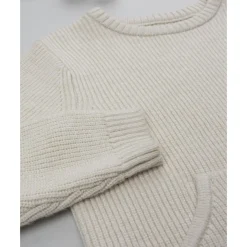 Jersey de niño beige con bolsillo