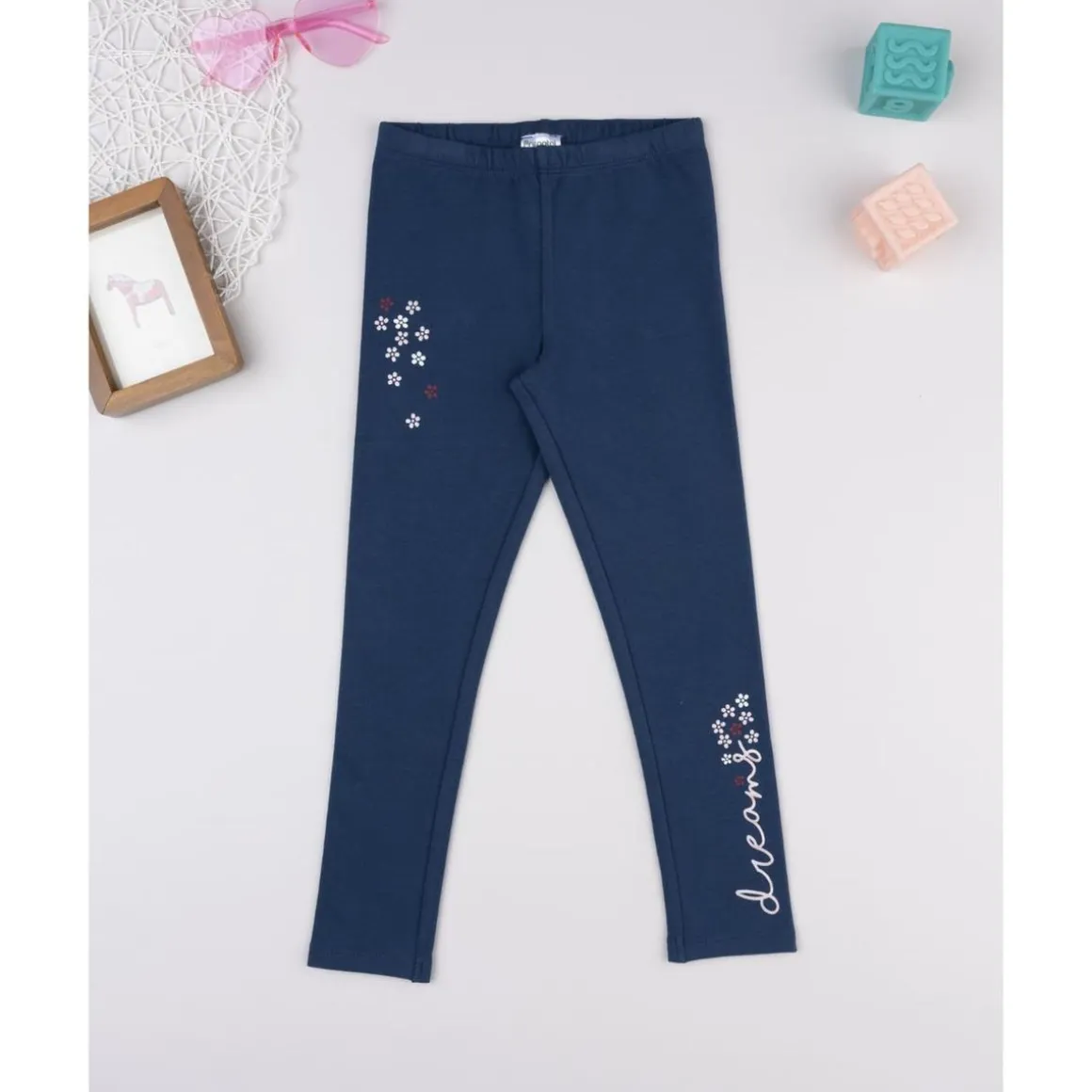 Legging felpado azul con bordado floral para niña