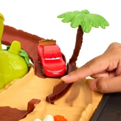 Mattel - Cars - Vehículo y dinosaurio en aventura Cars ㅤ