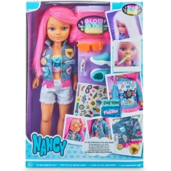 Nancy - Un día brillando en la oscuridad