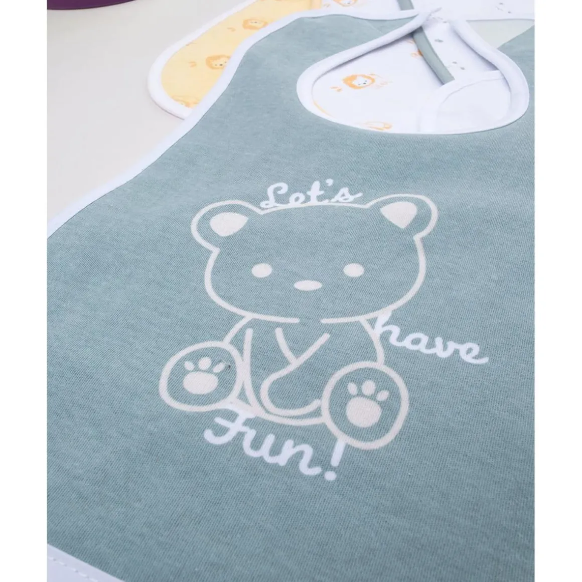 Pack 5 Baberos Impermeables Multicolor Animales