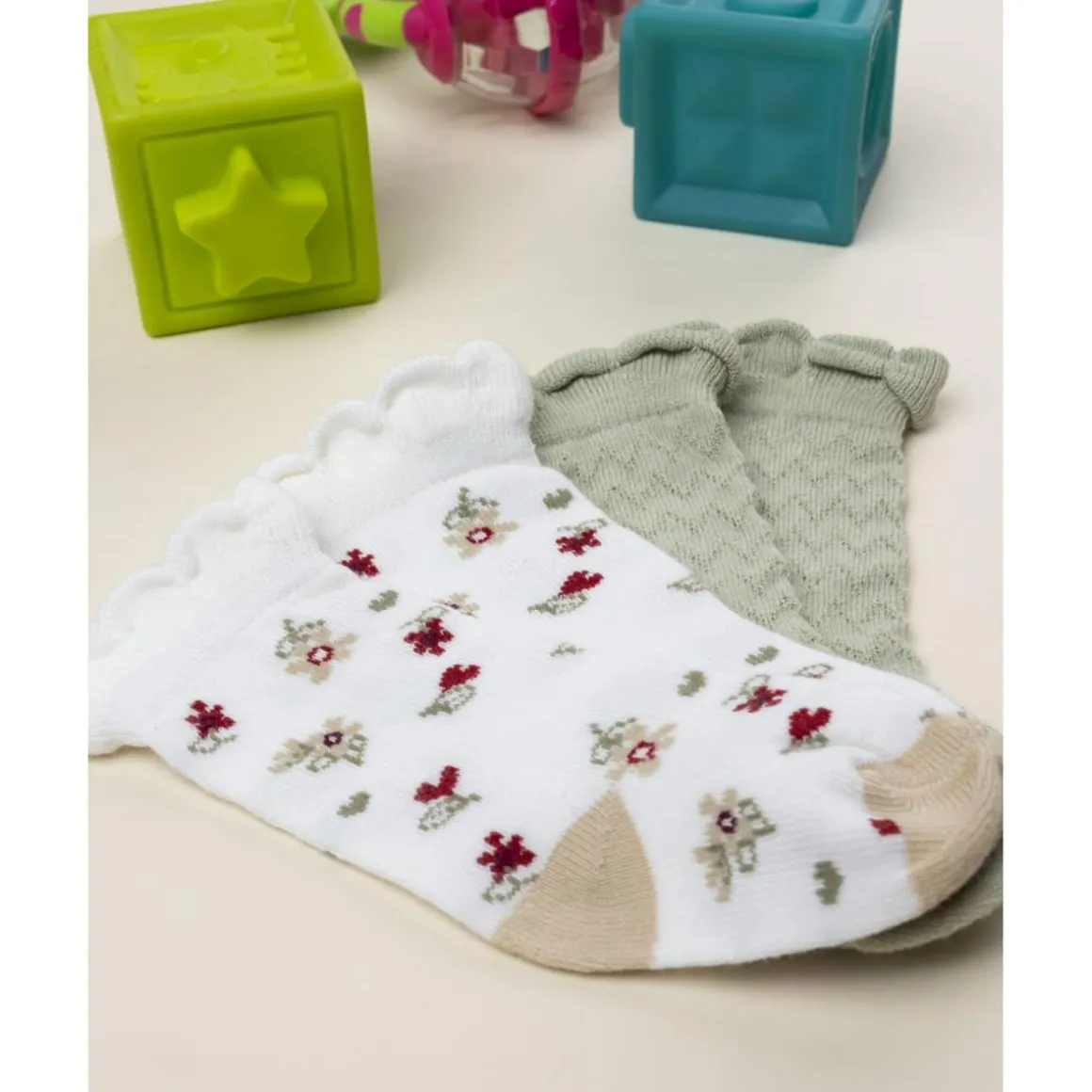 Pack 2 calcetines niña – algodón suave con volante