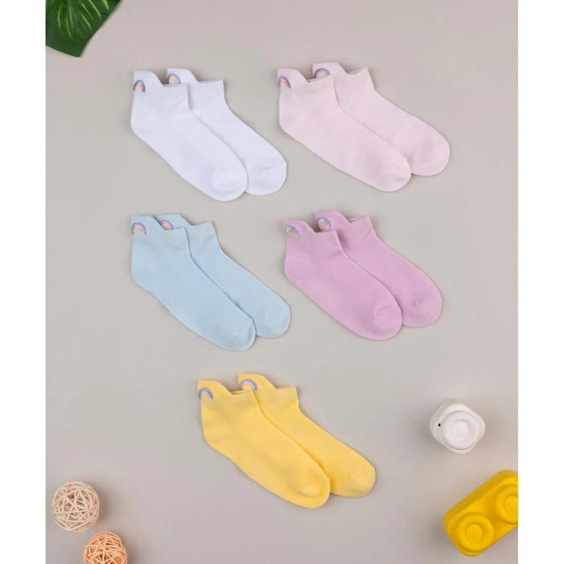 Pack de 5 calcetines cortos coloridos para niña – arcoíris