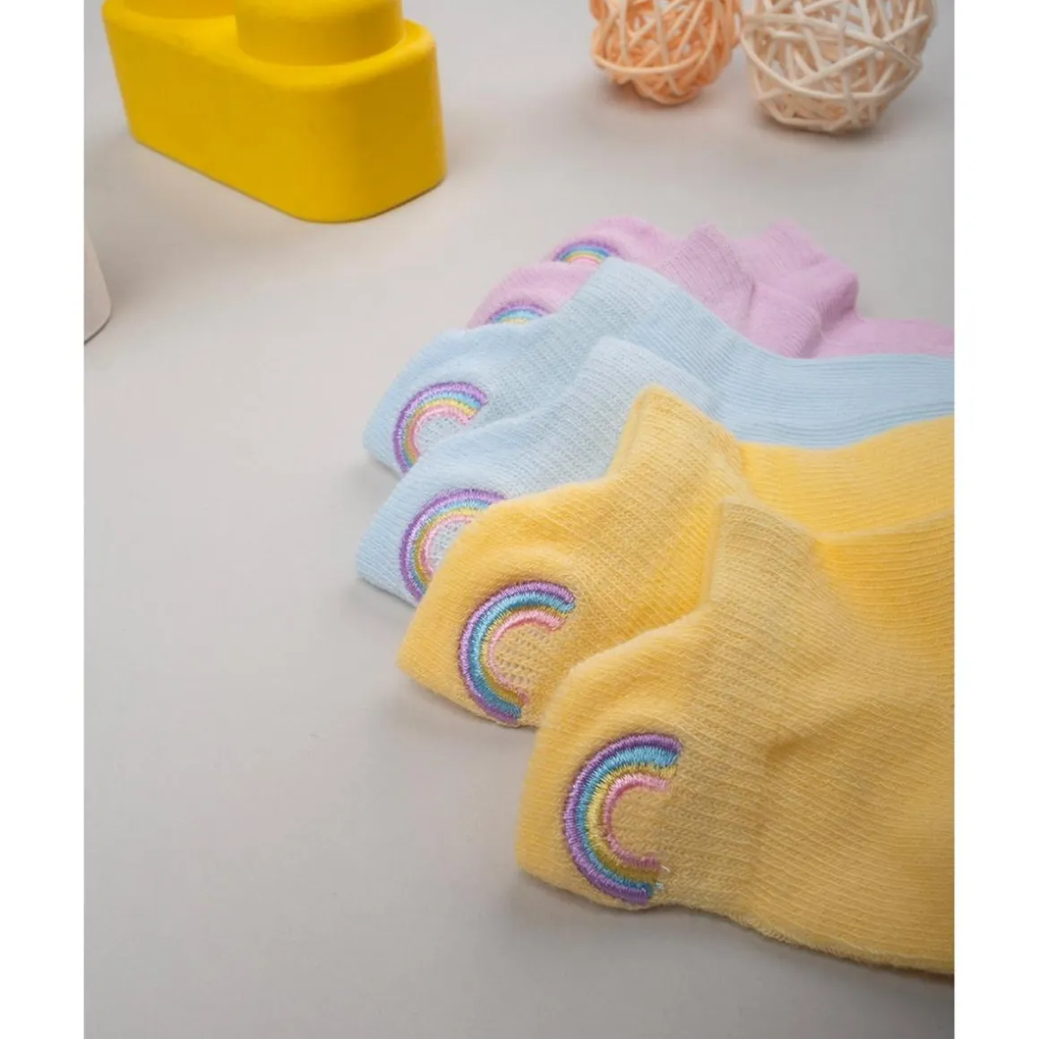 Pack de 5 calcetines cortos coloridos para niña – arcoíris