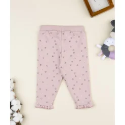 Pantalón de bebé rosa con estampado de corazones