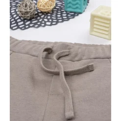 Pantalón largo niño marrón