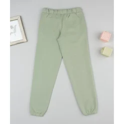 Pantalón niña verde con bordado de flores