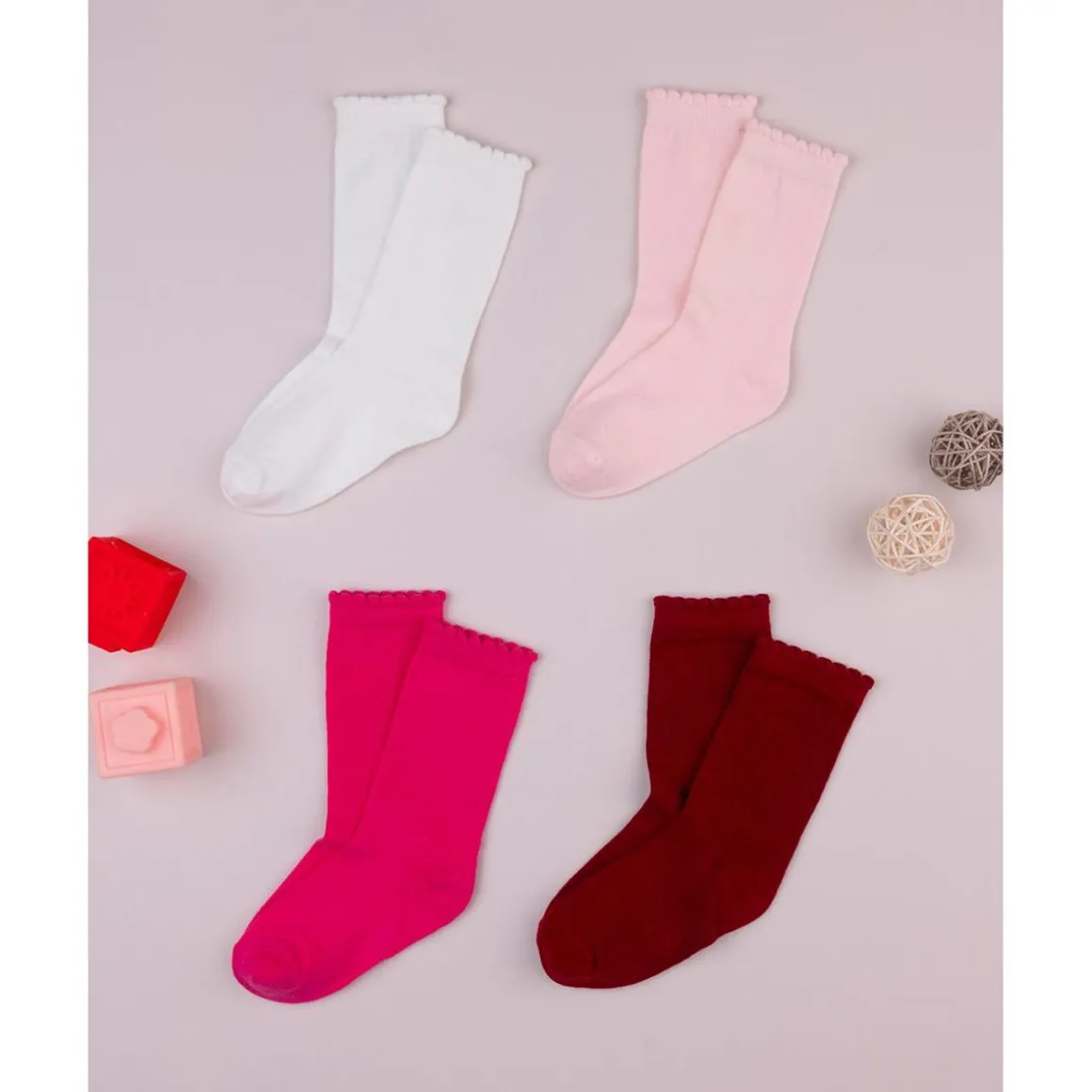 Paquete de 4 calcetines altos para niña