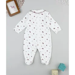 Pelele de terciopelo blanco con flores para recién nacida