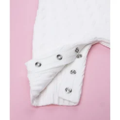 Pelele tricot blanco de niña con lazo
