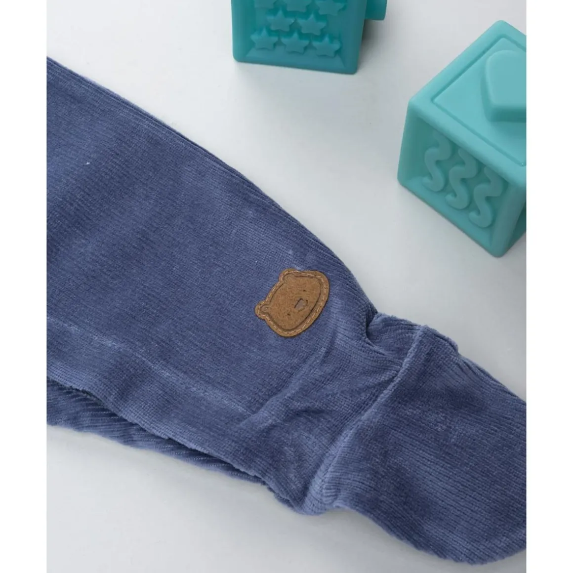 Pijama bicolor de bebé en terciopelo con estampado "Mountain"