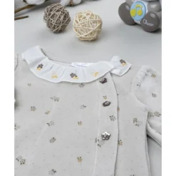 Pijama de bebé en terciopelo marrón con bordados