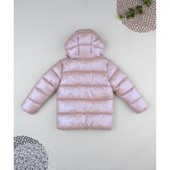 Plumífero rosa metalizado para niña