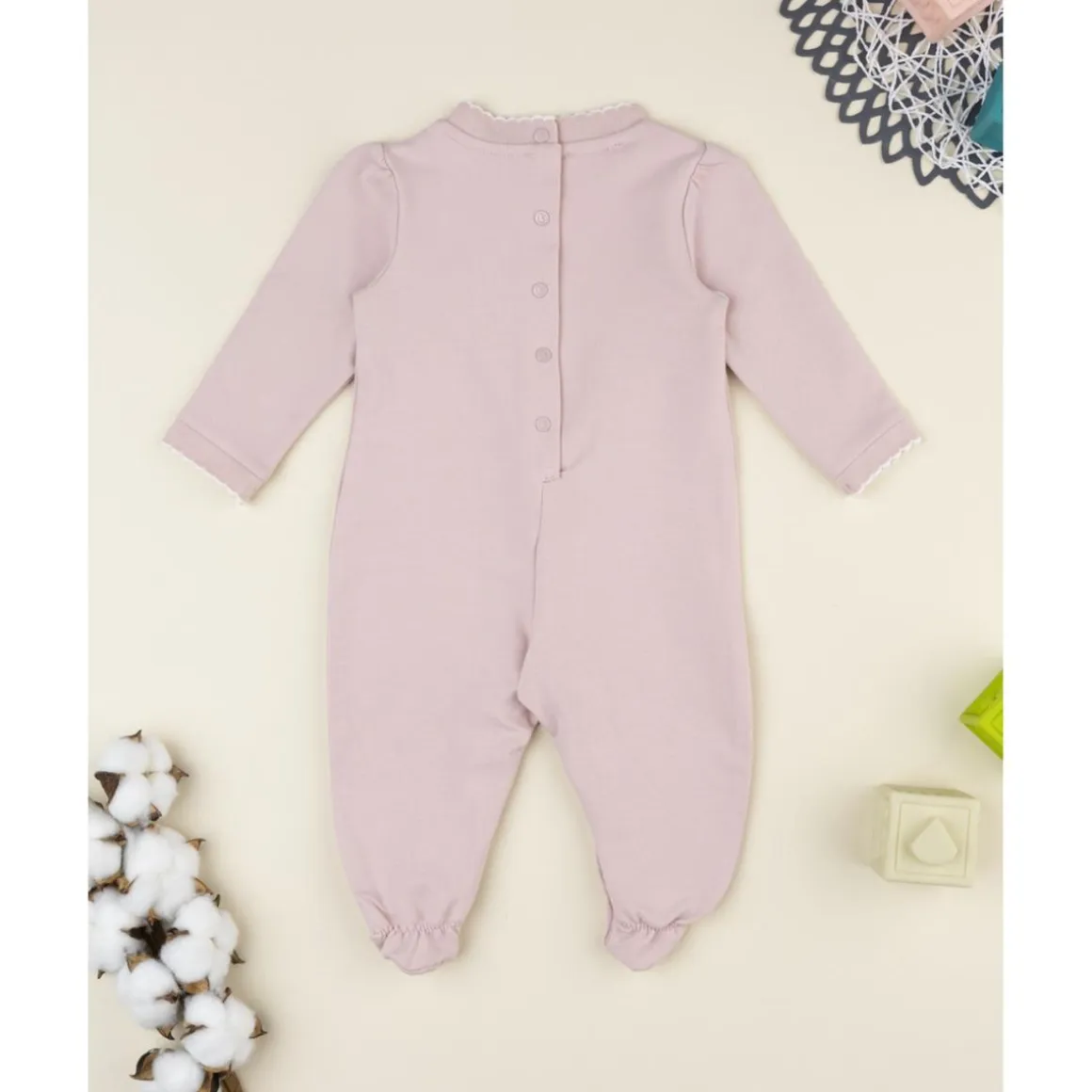 Ranita bebé niña rosa con gatito