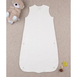 Saco sin mangas color crema