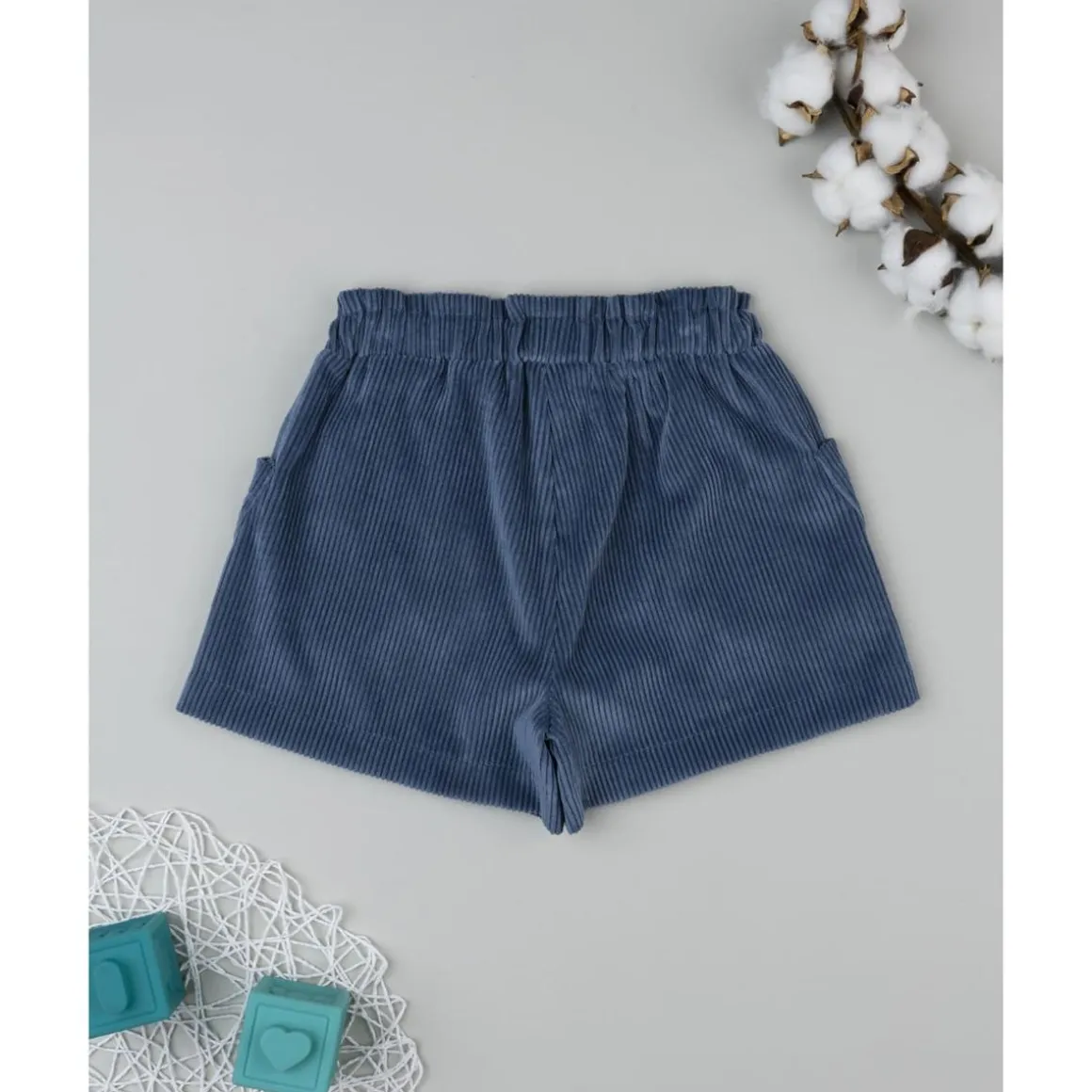 Shorts niña azul con flores