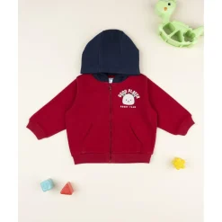 Sudadera roja con capucha para niño