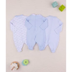 Trajecitos azul celeste y crema con dibujos y rayas