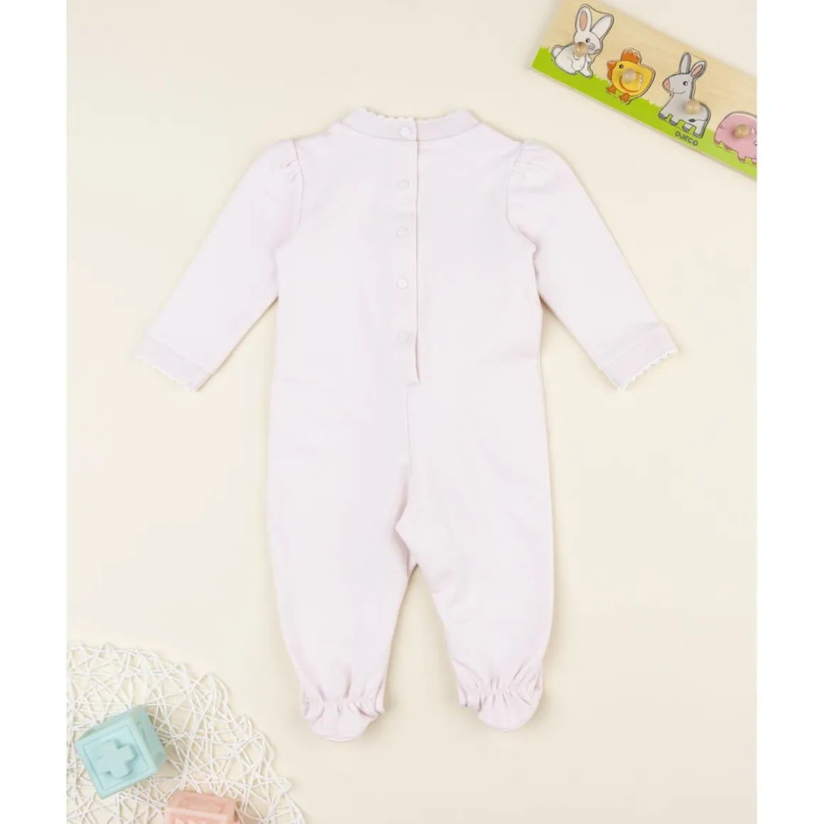 Tutina bebé niña rosa con conejito