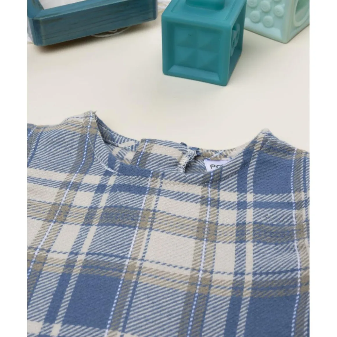 Vestido sin mangas tartán azul y beige para niña